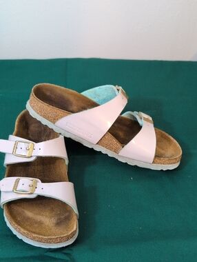 Women’s Double Strap Lavender Slide Sandals